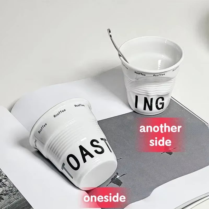 Set de Tazas de Cerámica "Toasting" con Plato – Diseño Moderno