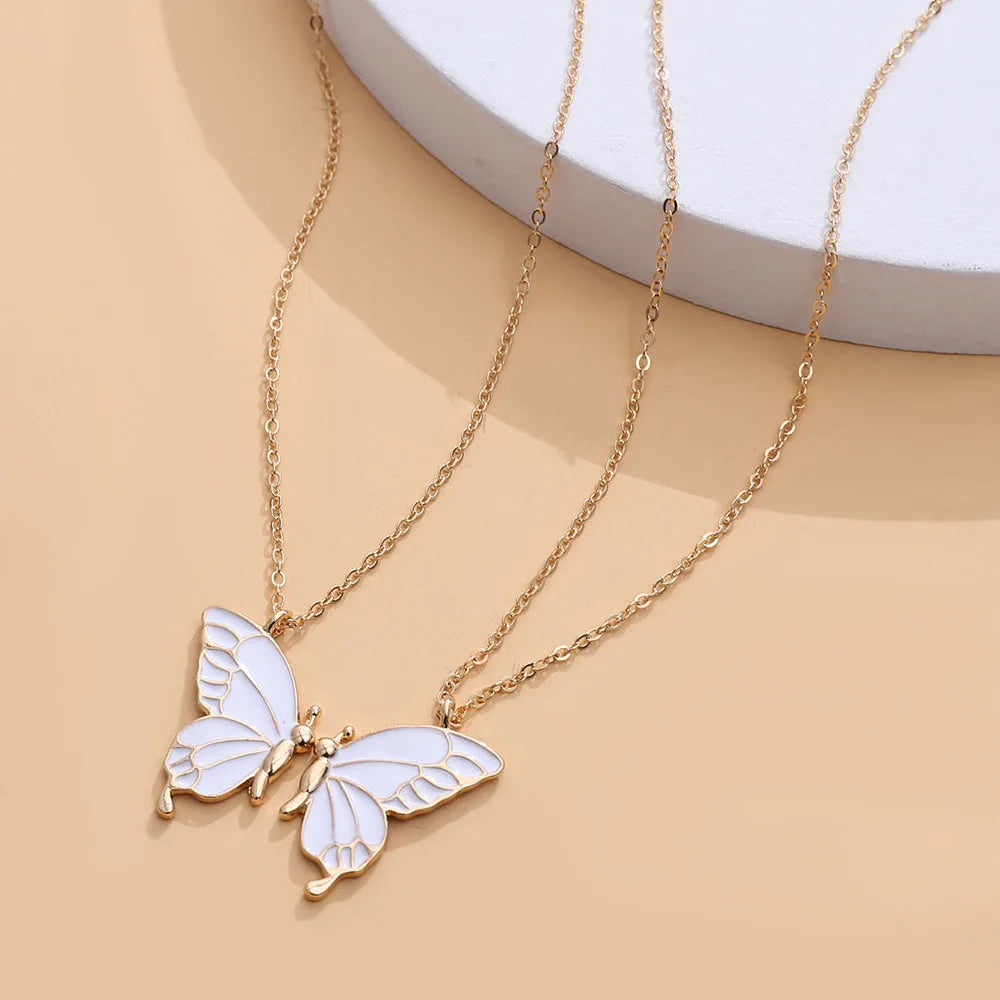 Collares con Colgante de Mariposa para Mujer y Niña – Regalo Especial para Madre e Hija, Gargantillas de Cadena Fina para Hermana y Amiga – Par de Collares